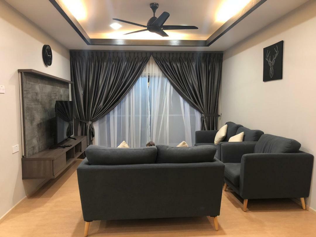Meena'S Apartment @ The Quintet مرتفعات كاميرون المظهر الخارجي الصورة