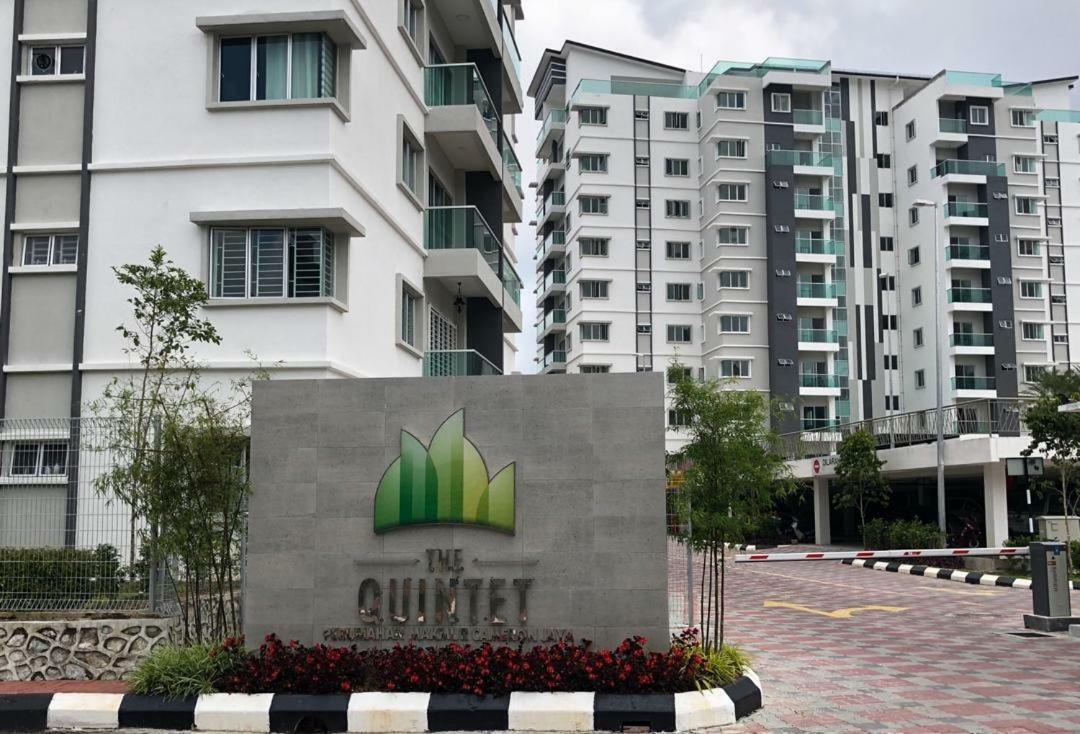 Meena'S Apartment @ The Quintet مرتفعات كاميرون المظهر الخارجي الصورة